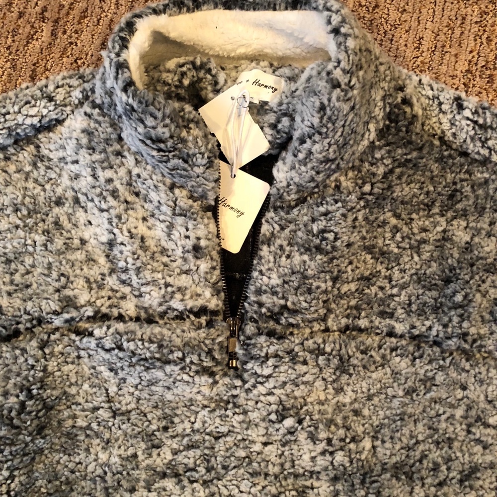 Sherpa pull over - Picture 5 of 7